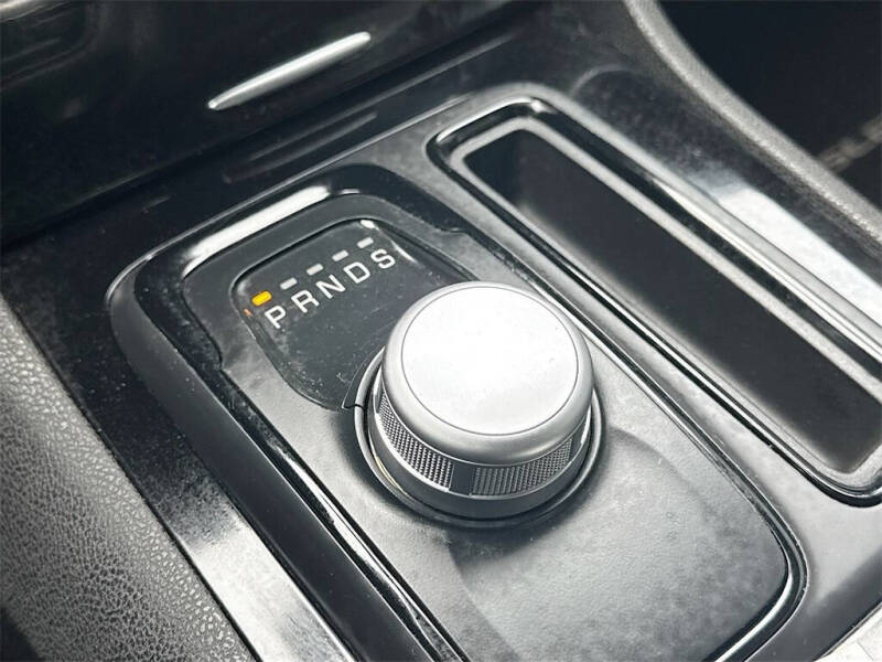 2021 Chrysler 300 S V6