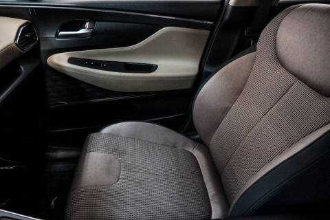 2023 Hyundai Santa Fe SE