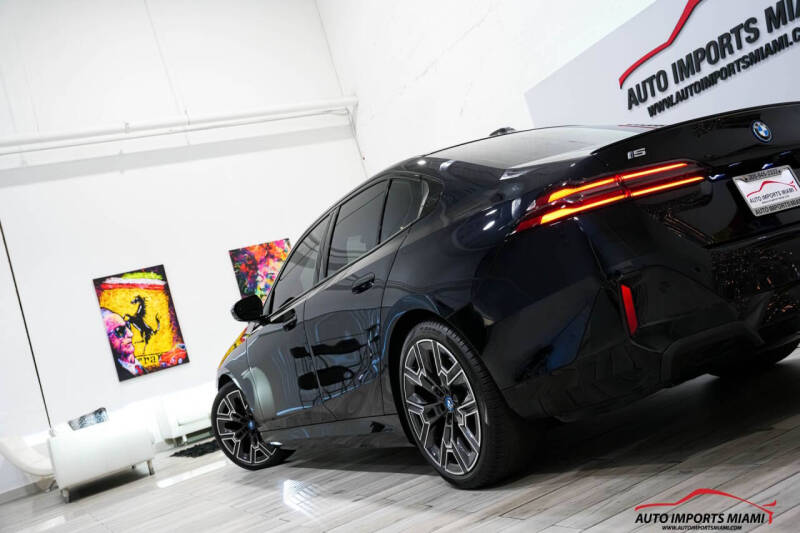 2024 BMW i5 eDrive40