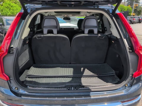 2024 Volvo XC90 B5 Core Bright Theme