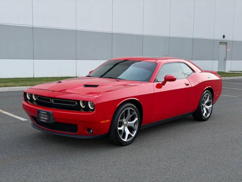 2016 Dodge Challenger SXT Plus