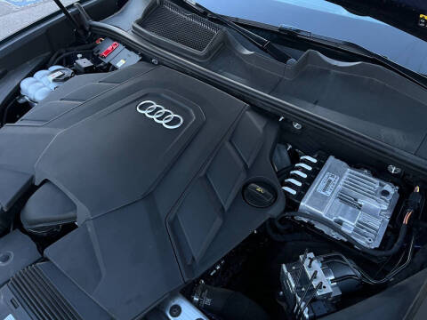 2023 Audi Q8 quattro Prestige 55 TFSI