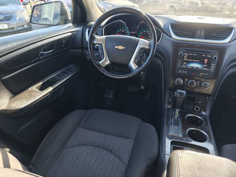 2016 Chevrolet Traverse LT
