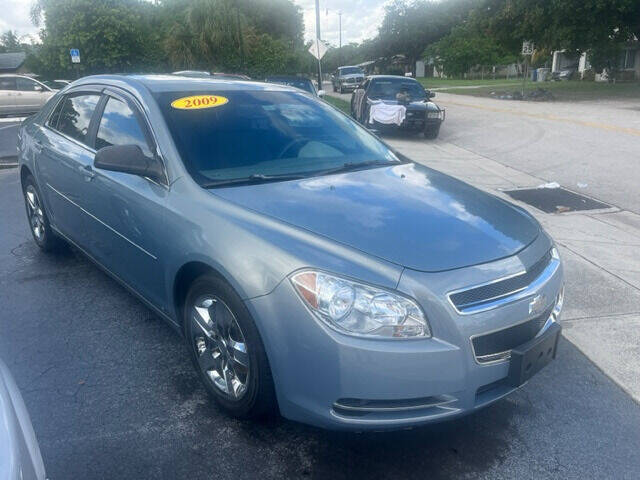 2009 CHEVROLET Malibu Sedan - $5,595