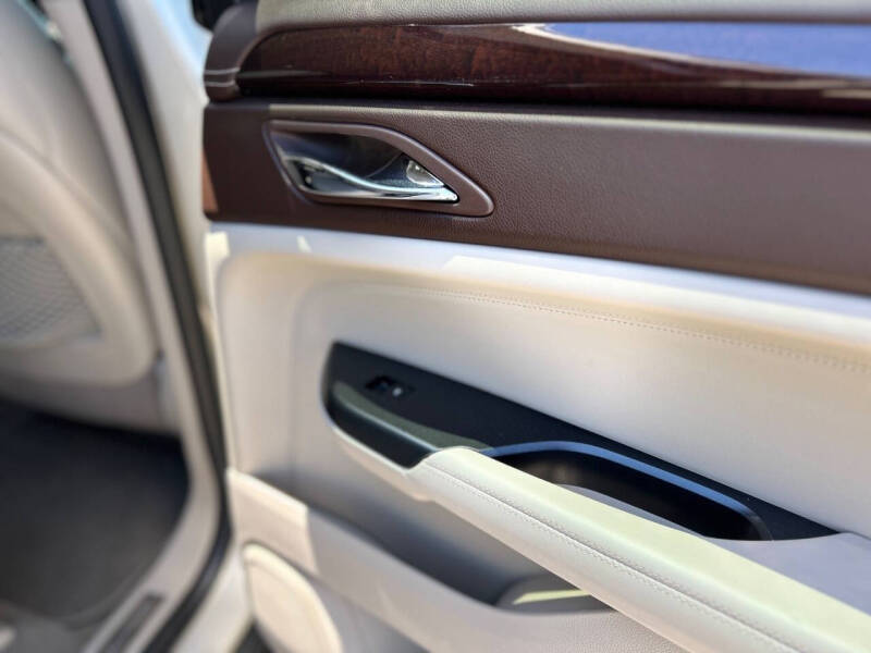 2013 Cadillac SRX Performance Collection