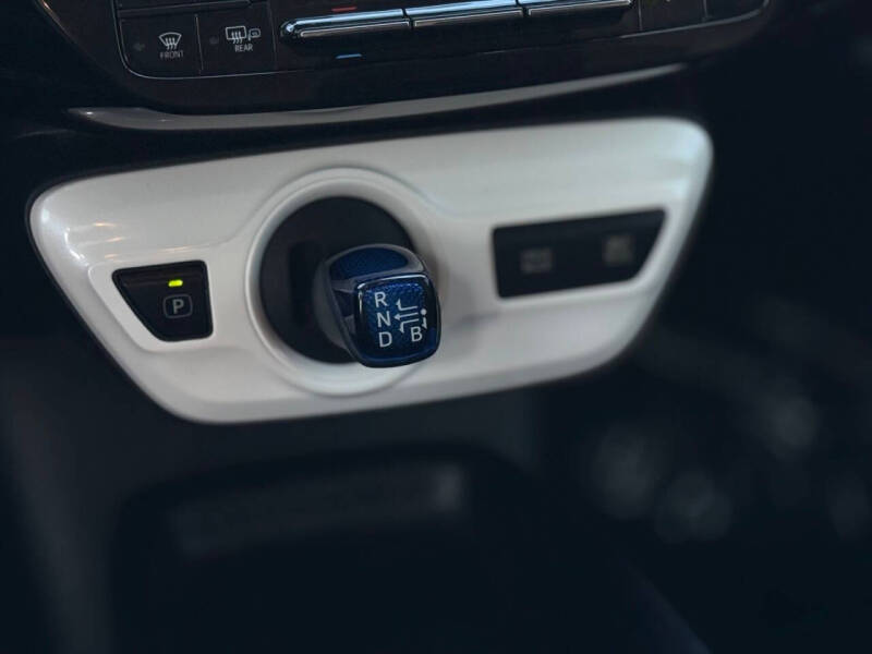 2017 Toyota Prius Two