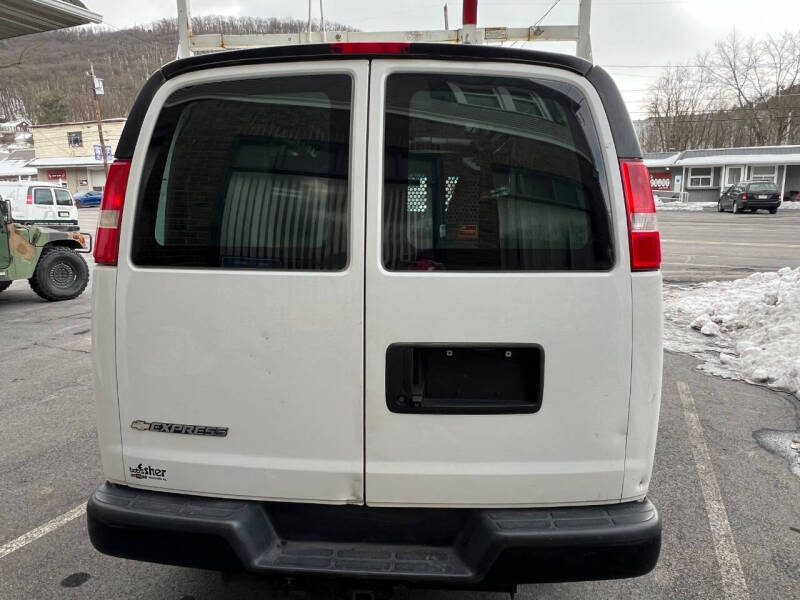 2018 Chevrolet Express 2500
