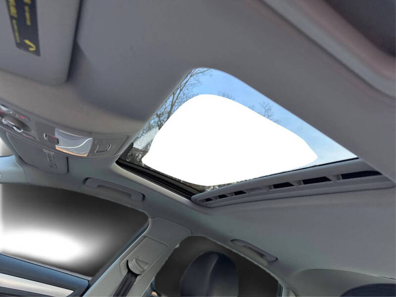 2014 Audi A4 2.0T quattro Premium