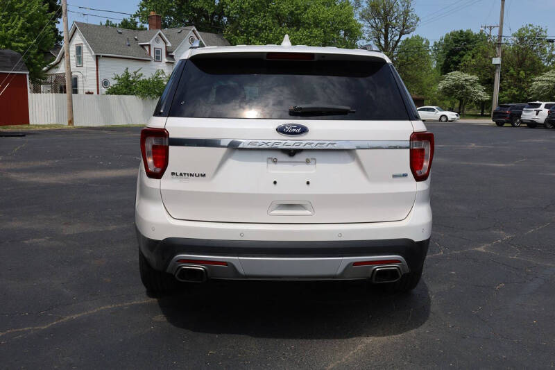 2017 Ford Explorer Platinum
