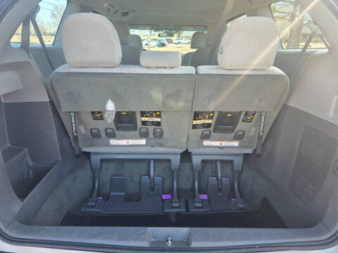 2015 Toyota Sienna L 7-Passenger