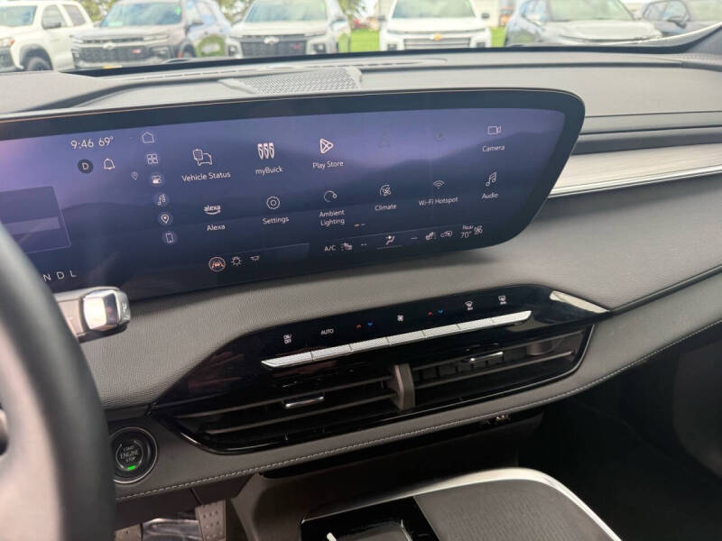 2025 Buick Enclave Preferred