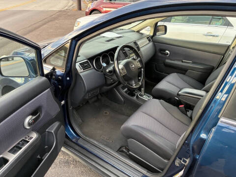 2007 Nissan Versa 1.8 SL