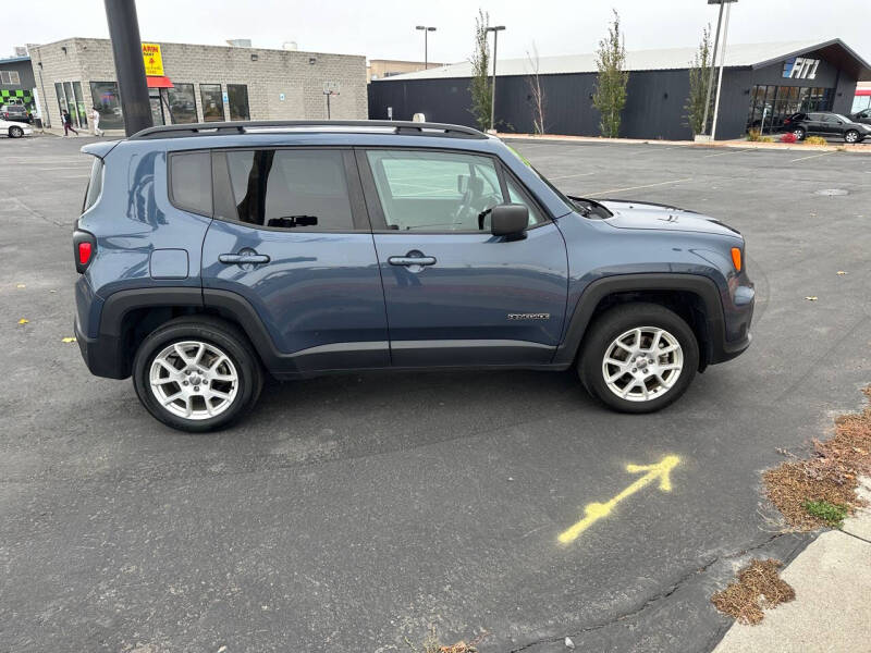 2020 Jeep Renegade Sport photo 11