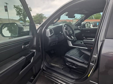 2024 Toyota Sequoia Platinum