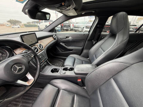 2016 Mercedes-Benz GLA GLA 250 4MATIC