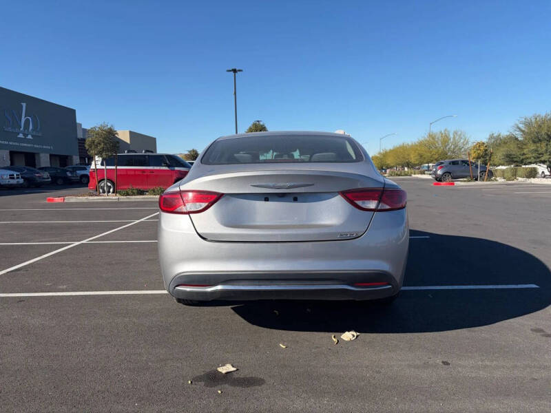 2016 Chrysler 200