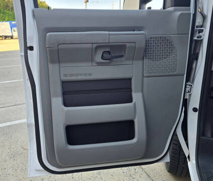 2023 Ford E-Series