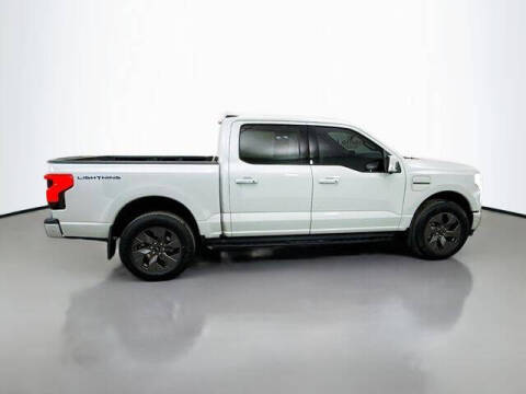 2023 Ford F-150 Lightning Lariat