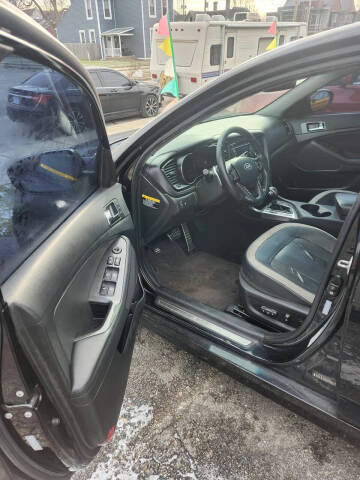 2011 Kia Optima SX Turbo