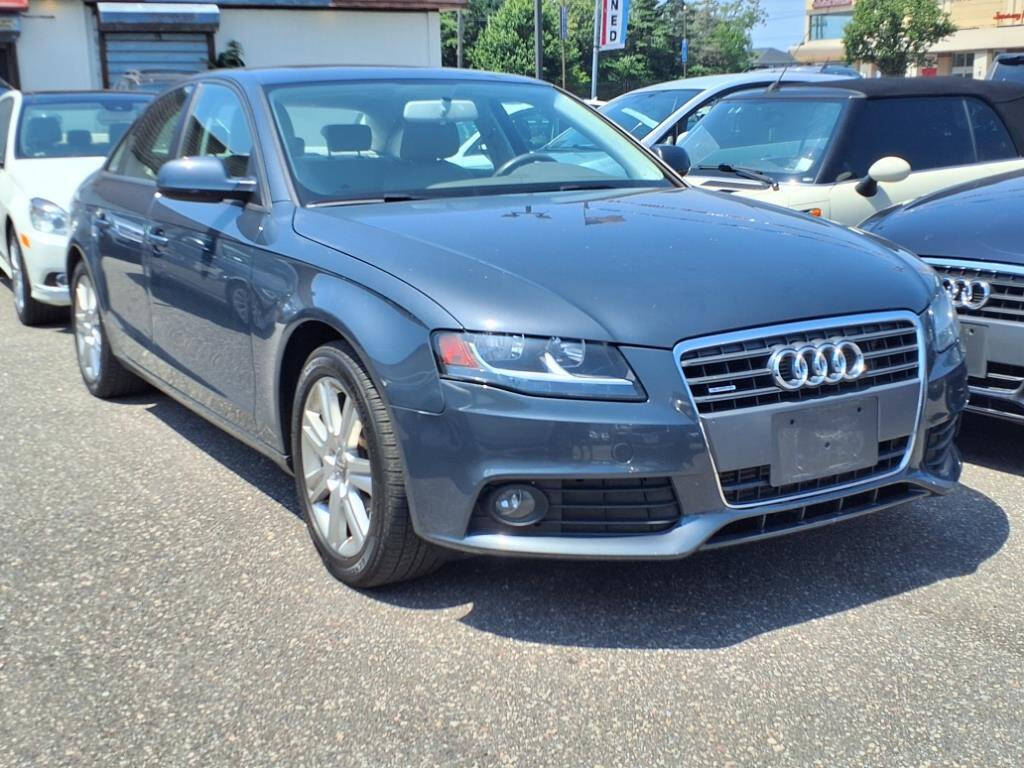 2010 Audi A4 2.0T Quattro Premium photo 2