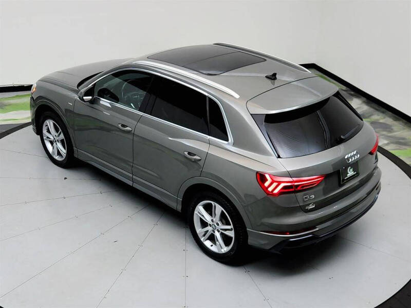 2020 Audi Q3 quattro S line Premium 45 TFSI