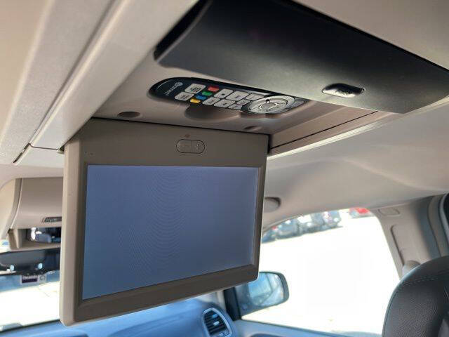 2016 Chrysler Town and Country Touring