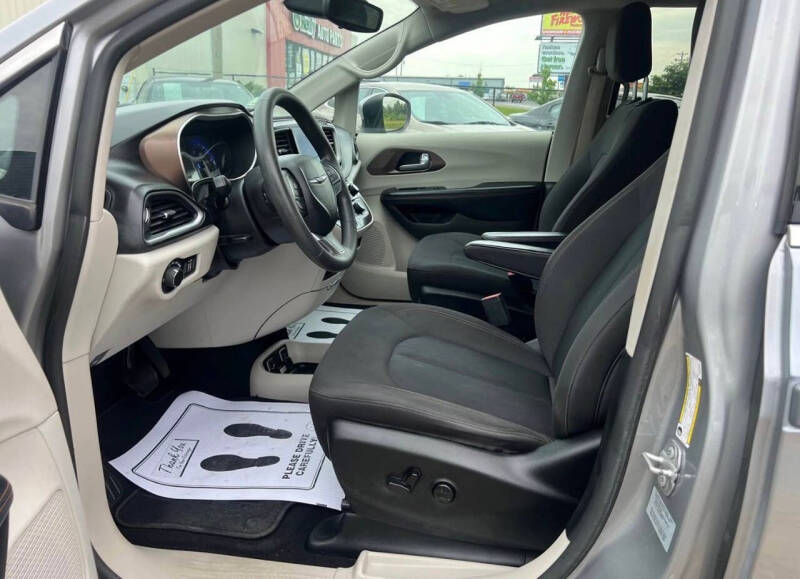 2017 Chrysler Pacifica Touring