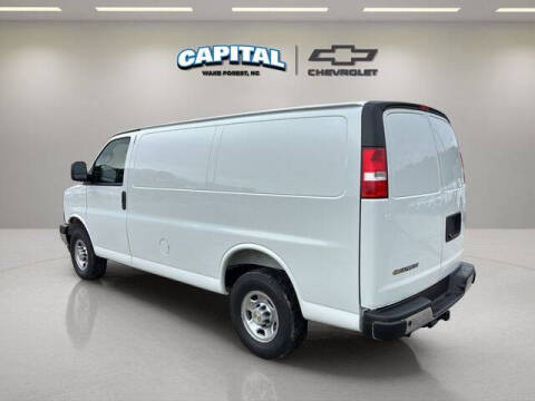 2025 Chevrolet Express 2500