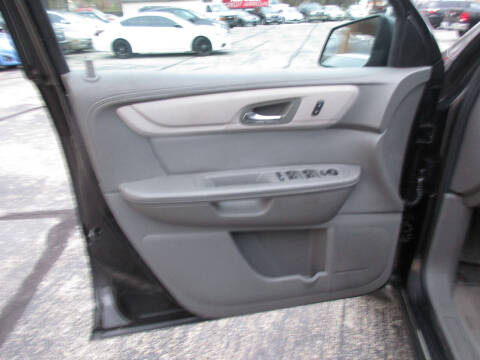 2016 Chevrolet Traverse LS