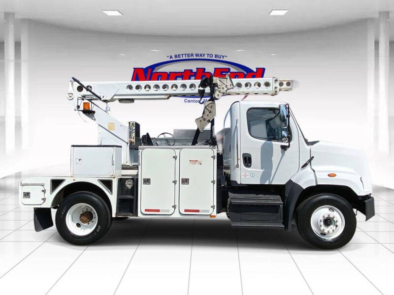 2015 Freightliner 108 SD