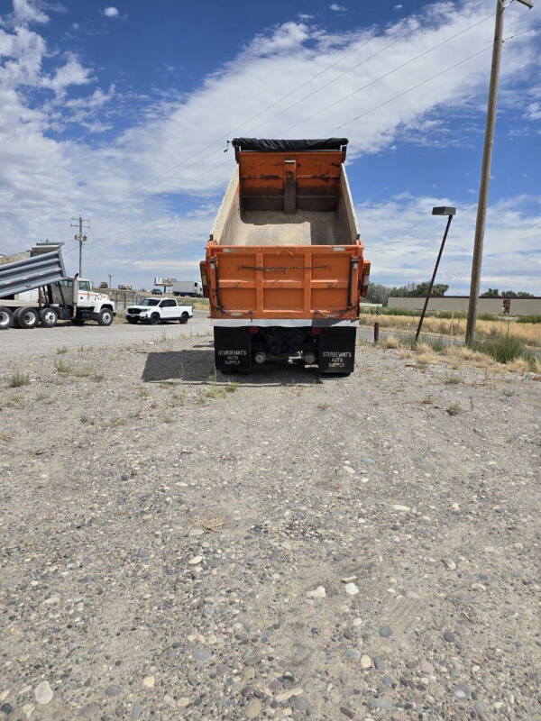 2004 Sterling LT9500 Series