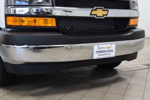 2025 Chevrolet Express 2500