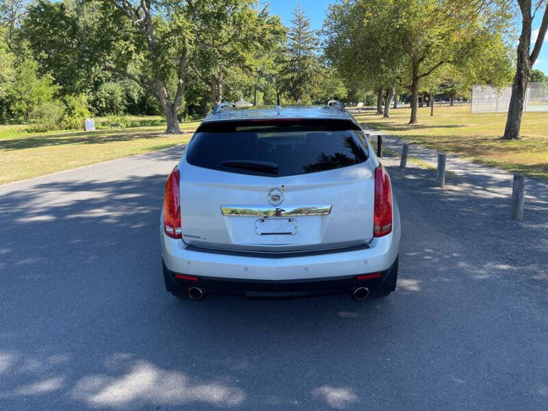 2011 Cadillac SRX