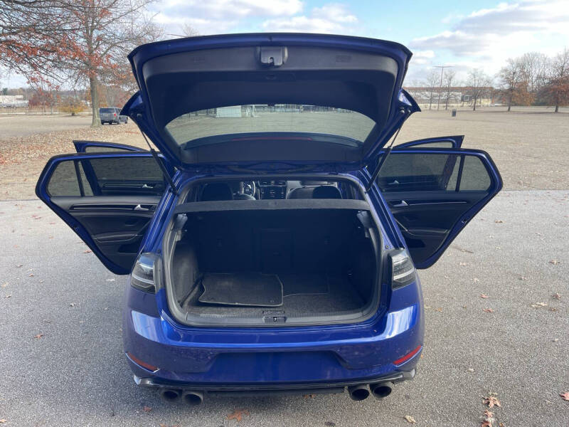 2018 Volkswagen Golf R 4Motion