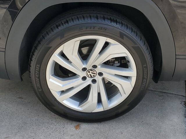 2022 Volkswagen Atlas SE