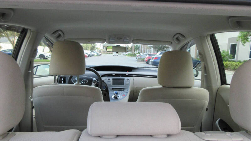 2012 Toyota Prius Two