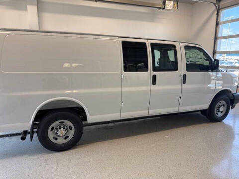 2026 Chevrolet Express 3500