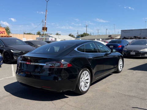 2016 Tesla Model S 75D