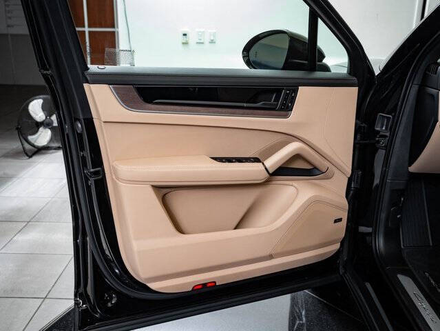 2026 Porsche Cayenne