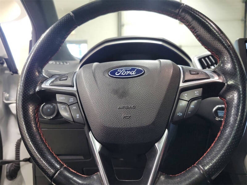 2021 Ford Edge ST-Line