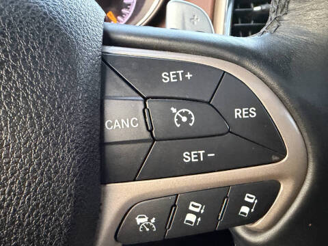 2017 Jeep Grand Cherokee Summit