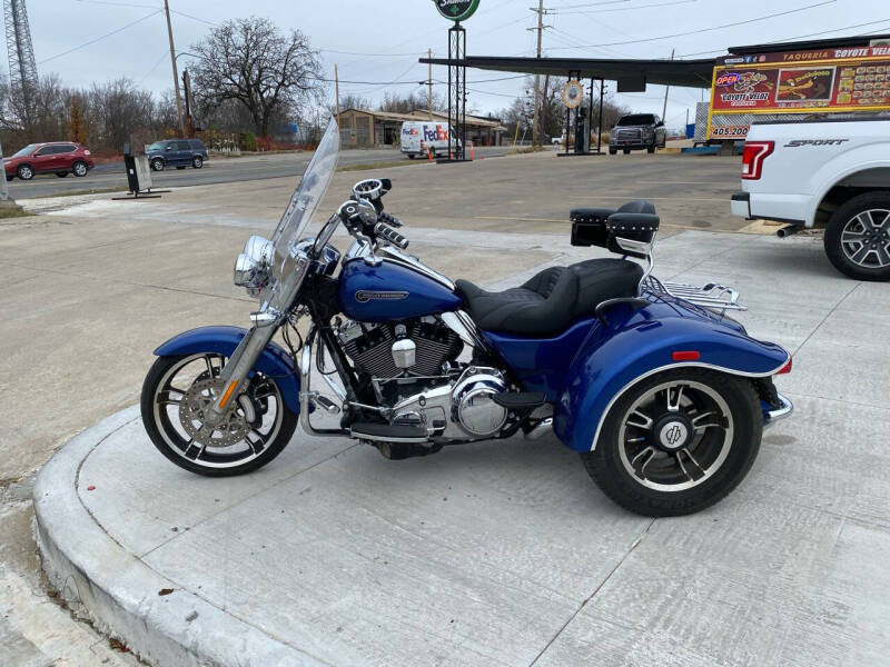 2015 Harley-Davidson FLRRT TRIKE for sale at E-Z Pay Used Cars Inc. in McAlester OK