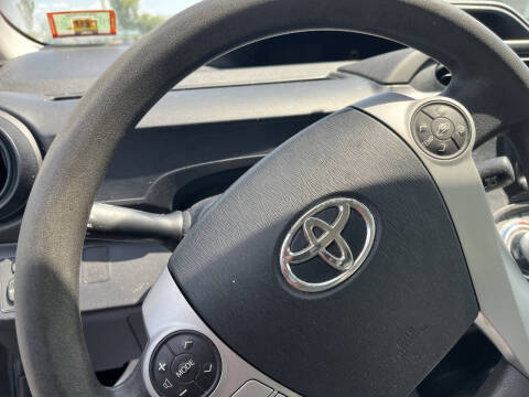 2012 Toyota Prius c Two