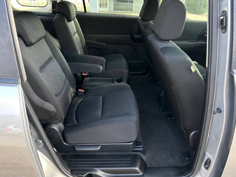 2010 Mazda MAZDA5 Sport