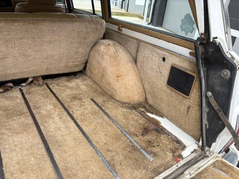 1988 Jeep Grand Wagoneer