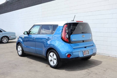 2016 Kia Soul EV +