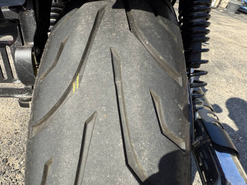 2016 Harley-Davidson Roadster