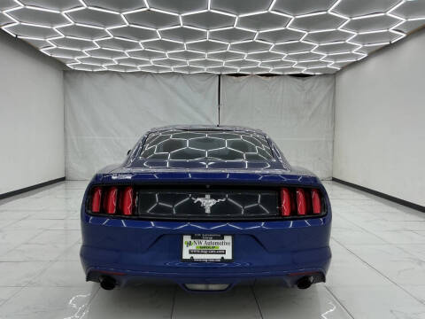2016 Ford Mustang V6