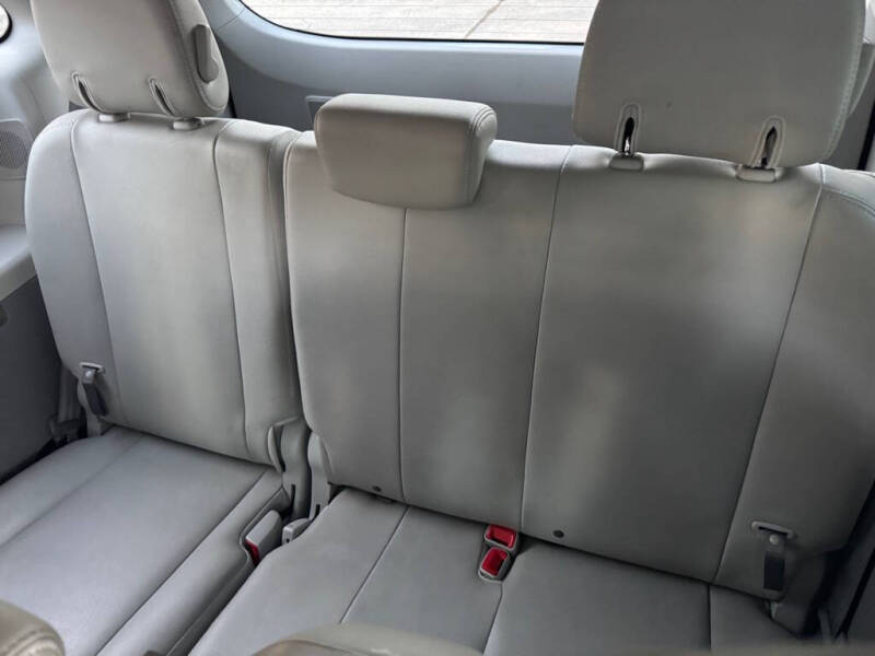 2012 Toyota Sienna