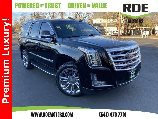 2017 Cadillac Escalade for sale at Roe Motors in Grants Pass OR